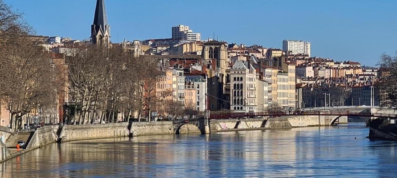 Porte Du Vieux Lyon, Vue Sur La Saone Exterior foto